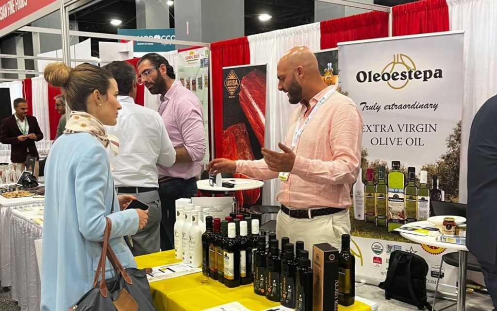 Oleoestepa at the 2024 Americas Food and Beverage Show displaying its extra virgin olive oils