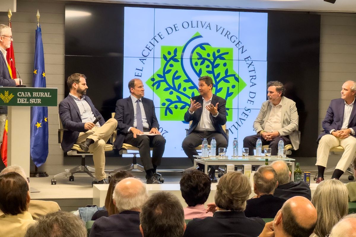 Oleoestepa participa en el coloquio sobre «Desafíos y Oportunidades en la Comunicación del AOVE de Sevilla»